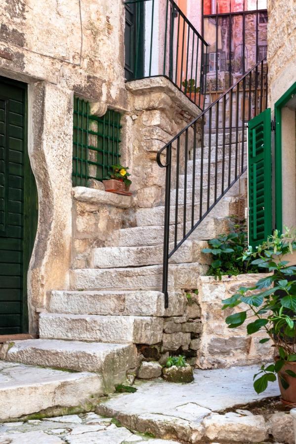Monterosso Center
